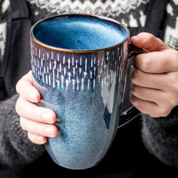Large ceramic coffee mug, 21 oz, with a large handle, extra-large capacity for tea and coffee, suitable for office and home use, microwave safe, dishwasher safe (blue).