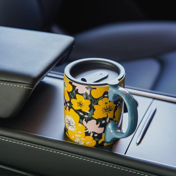 Ceramic coffee mug, porcelain latte mug, with lid, 17 oz, unisex, office and home décor, yellow floral pattern.